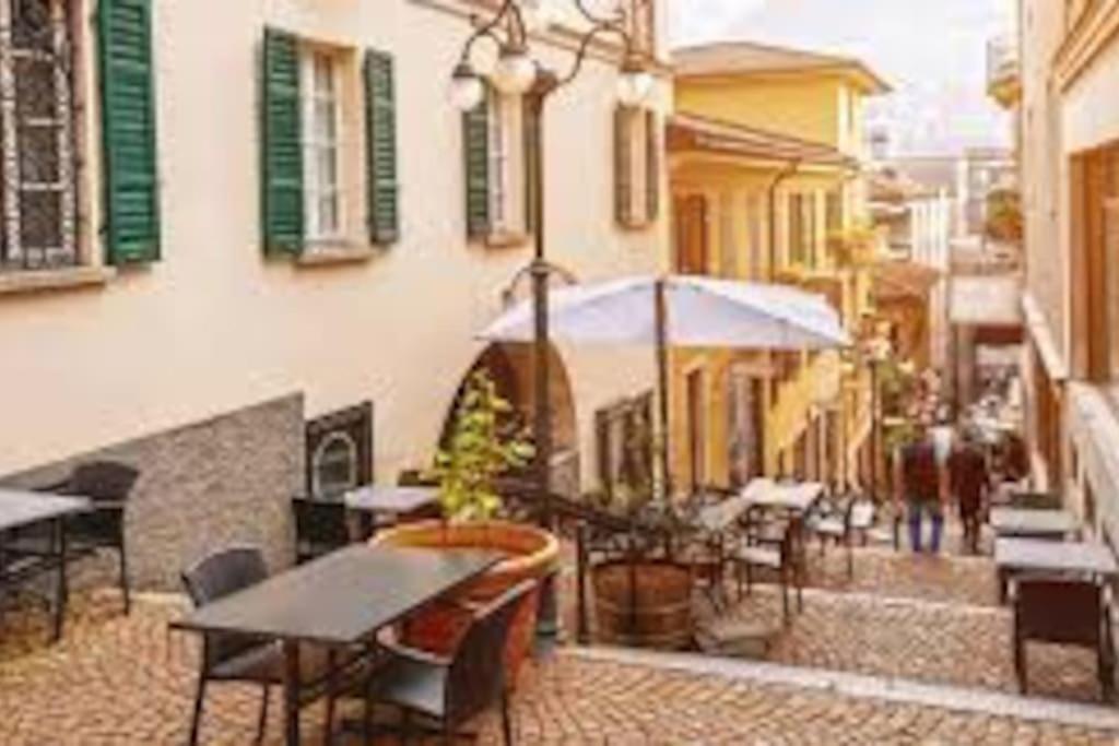 Appartamento Centrale Con Wifi E Posteggio Privato Gratis! ルガーノ エクステリア 写真