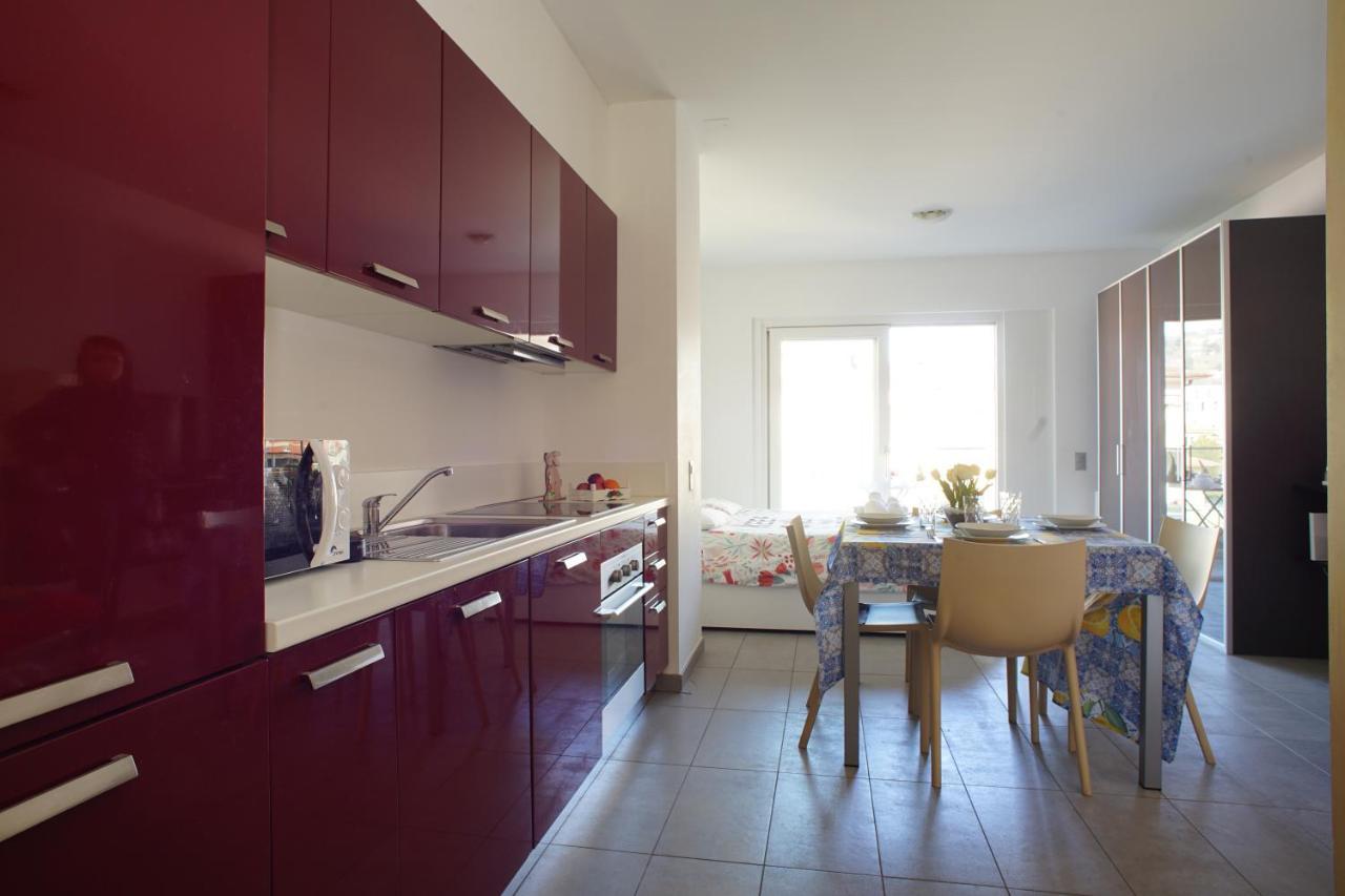 Appartamento Centrale Con Wifi E Posteggio Privato Gratis! ルガーノ エクステリア 写真